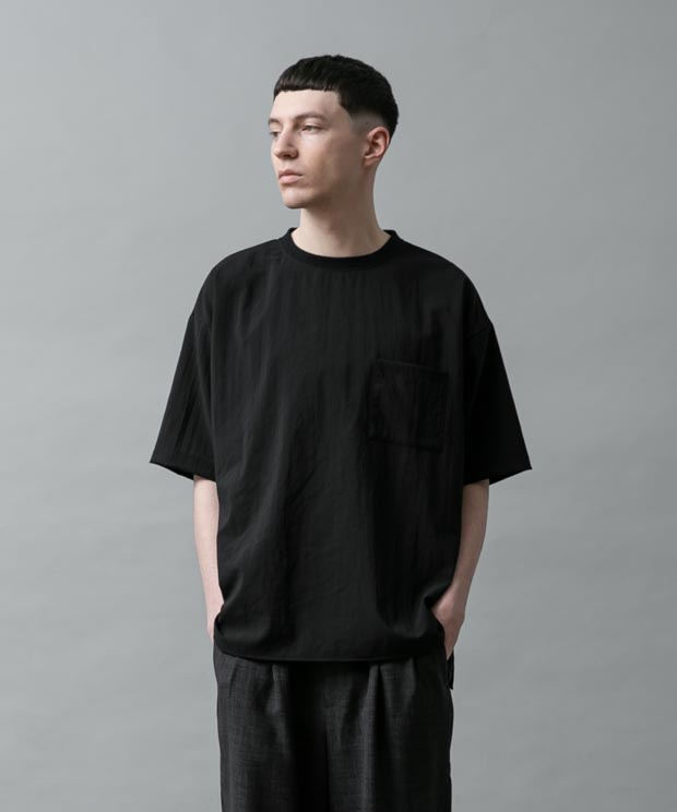 Evalet Side Slit T-Shirt - BLACK
