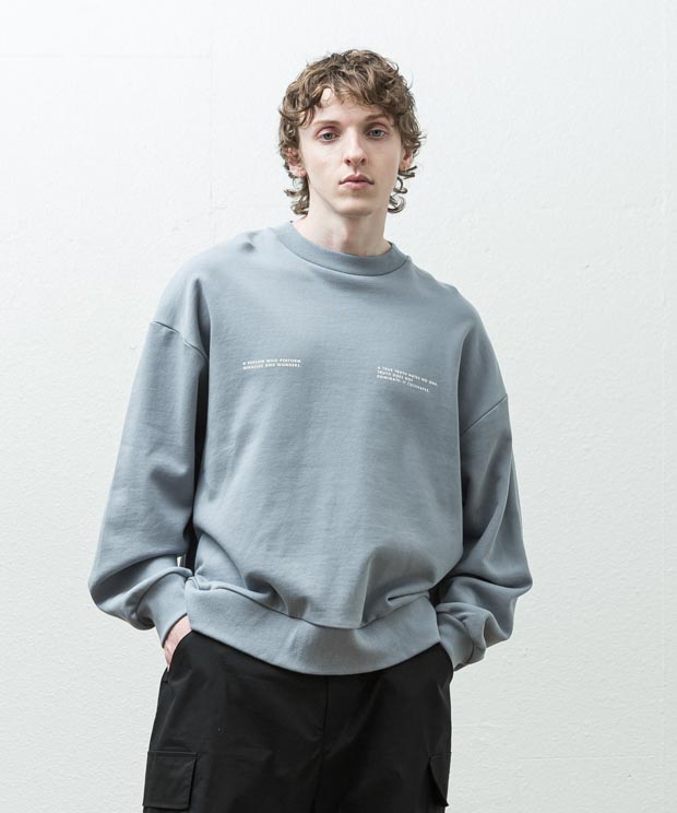 Mvs Fleece Printed Oversized Sweatshirt(A Person) - SAX GRAY