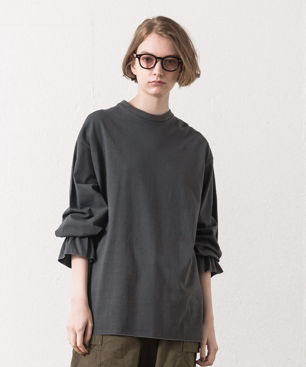 Frill Cuff Sleeves T-Shirt  - CHARCOAL