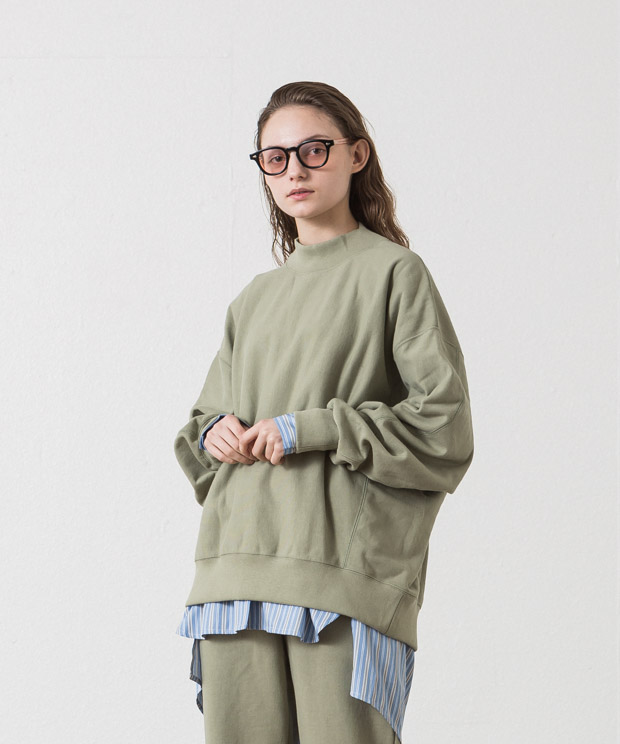 Loose Silhouette High Neck Vintage Sweat - GREEN