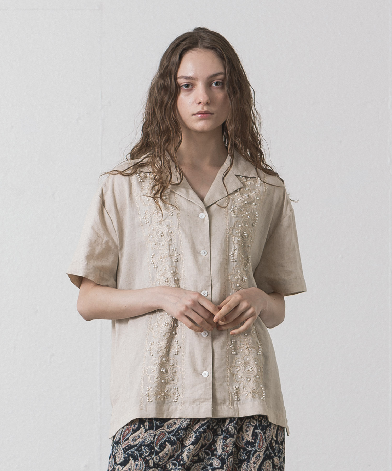 Embroidery Open Collar Shirt - NATURAL