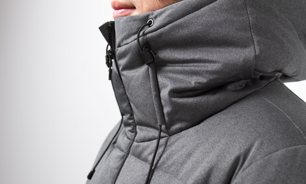 STRETCHABLE DOWN-FILLED JACKET