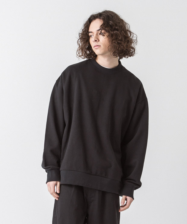 Oversized Sweatshirt - BLACK